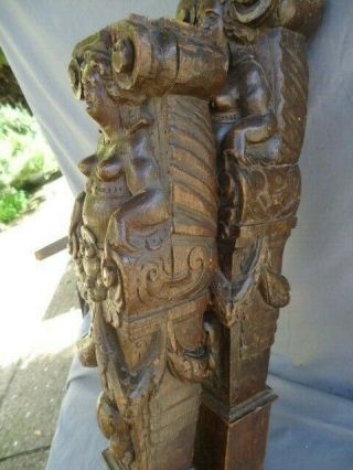 TWO 17TH CENTURY OAK CARVED FIGURE PANEL RAILS SUPPORTS 7