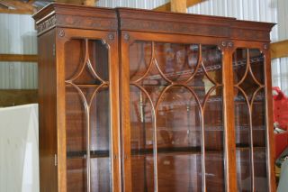 Antique Mahogany Breakfront Cabinet Bookcase Adjust Shelves Skeleton Keys 5