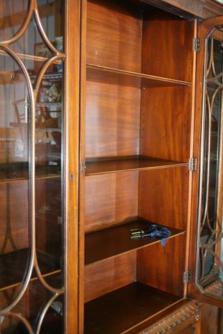 Antique Mahogany Breakfront Cabinet Bookcase Adjust Shelves Skeleton Keys 9
