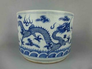 Chinese Antique Porcelain blue and white Dragon pattern Incense burner 2