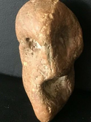 A Small Stone Age Human Profile In Stone (doggerland Uk)