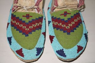 Northern Plains Beaded Hide Moccasins Circa 1900 Sioux EX - COWANS 7