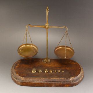 Exquisite Brass Weight Apparatus - Balance 2