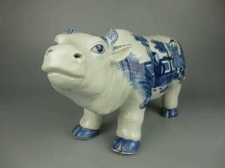 Antique Chinese porcelain blue and white Elephants with figure patterns 3