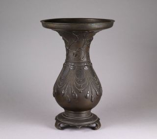 Antique Chinese Bronze Vase with Silver Inlay Qing Dynasty 4