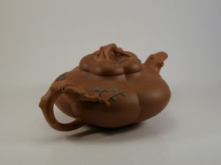 A Fine Yixing Purple Sand Clay Melon Shape Teapot - 20th C - Artist Seal 6