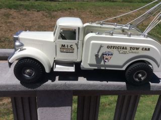 Smith - Miller Toy Wrecker Truck 2