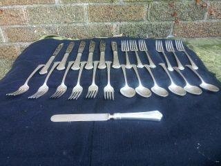 Towle Sterling 25 pc.  Chippendale pattern vintage flatware service for 6 No Mono 11