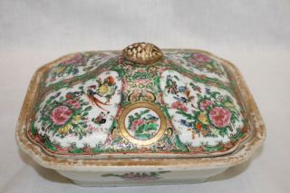 Famille Rose 19th Century Chinese Export Enamel Porcelain Covered Tureen