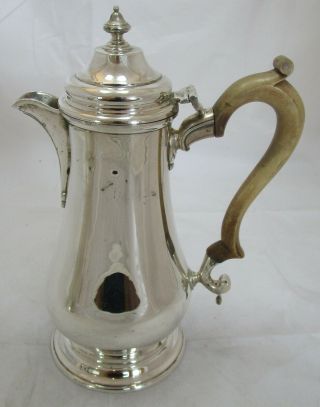 Good Quality Elizabeth II sterling silver water pot,  666 grams,  1966,  Vanders 3