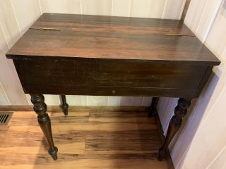 1915 - 1920 Mahogany Ladies Flip Top Writing Desk With Chair 2