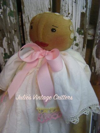 PRIMITIVE FOLK ART DOLL,  VINTAGE LINENS,  OLD PHOTO,  OLD BUTTONS,  FOLK ART DOLL 10