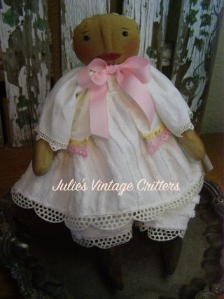 PRIMITIVE FOLK ART DOLL,  VINTAGE LINENS,  OLD PHOTO,  OLD BUTTONS,  FOLK ART DOLL 11