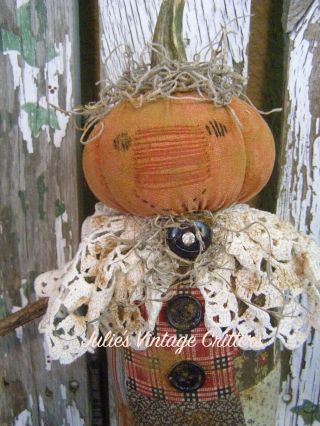 PRIMITIVE HARVEST PUMPKIN STICK DOLL,  RHINESTONE,  FOLK ART PUMPKIN STICK DOLL 4