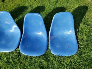 EAMES BLUE Shell Fiberglass Vintage HERMAN MILLER CHAIR Narrow Mounts Qty 4 8