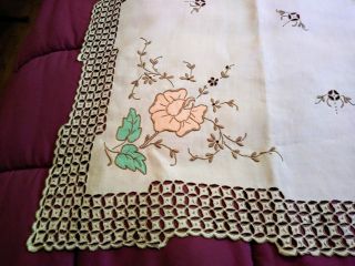 Gorgeous Madeira Embroidered,  Cutwork and Applique Linen Tablecloth 49 