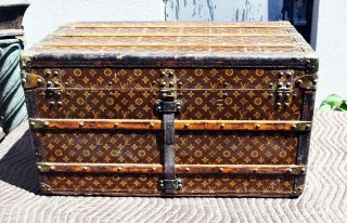 Vintage LOUIS VUITTON TRUNK,  19th/20th century,  Very,  Good size. 10