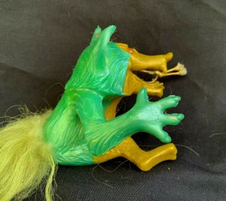 VINTAGE YELLOW & GREEN OILY JIGGLER RUSS BERRIE WULVER WOLF W/GREEN TAIL 3