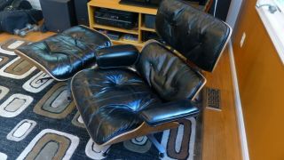 Vintage 1950s Eames Herman Miller Lounge Chair and Ottoman 3