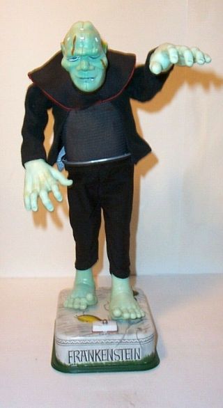 VINTAGE 1960 ' s BATTERY OPERATED (BLUSHING) FRANKENSTEIN MONSTER TOY HALLOWEEN 2