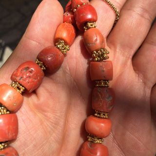 69.  4g Antique HUGE Tibetan Chinese 100 Natural MOMO Red Coral Necklace Beads 10