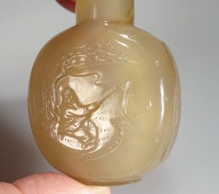 Chinese Carved Agate Snuff Bottle 7