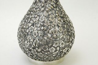 CHINESE EXPORT STERLING SILVER AND GLASS VASE 2