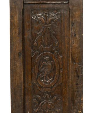 CONTINENTAL ARMORIAL CARVED WOOD HALL CHAIR,  19th century (1800s) 4