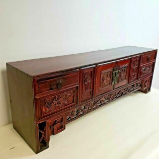 Vintage Red & Black Lacquered Chinese Small Hand Carved Chest Table Stand Desk 2