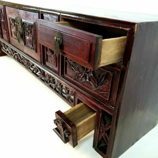 Vintage Red & Black Lacquered Chinese Small Hand Carved Chest Table Stand Desk 7