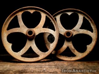 Atq Victorian Cart Wheels,  Vtg Ornate Heart Spoke Cast Iron Metal Coffee Table