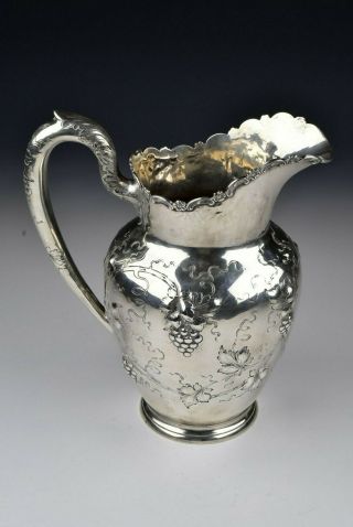 Early American Grape Pattern Sterling Silver Water Pitcher 27 Troy Ounces 3