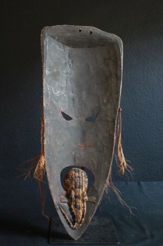 Spirit mask with crocodile - Iatmul - Middle Sepik - Papua Guinea 6