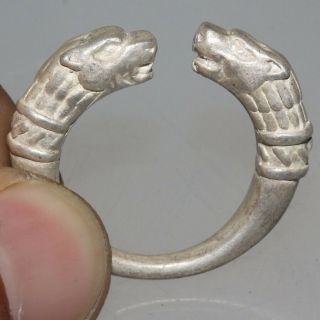 Museum Quality Ancient Greek Solid Silver Ring With Lion Heads Circa 500 - 300 Bc