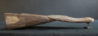 OLD AND CROCODILE CANOE HEAD FROM THE SEPIK RIVER IN GUINEA 2