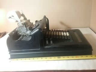 Antique 1920s Burroughs 8 Column Vintage Hand Crank Adding Machine 9