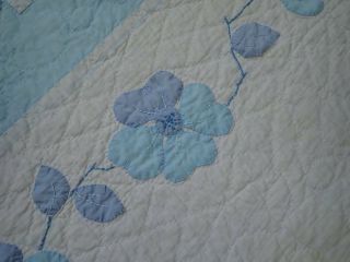 Vintage 30 - 50s Pastel Blue & White Dogwood Blossom QUILT 92 