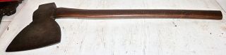 ANTIQUE TIMBER HEWING BROAD HEAD AXE WITH BENT HANDLE & 7 