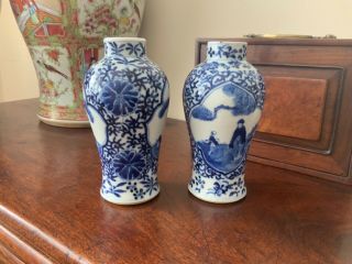 A fine quality 19thc Chinese blue and white figural baluster vases. 5