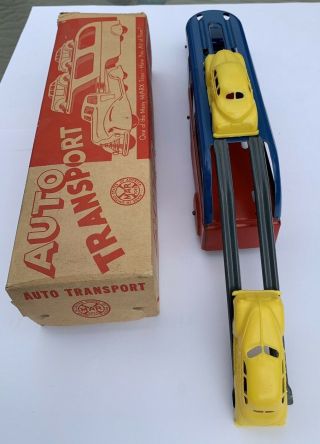 1950 ' s MARX AUTO TRANSPORT Car Hauler Complete with Yellow Cabs & Box near 9