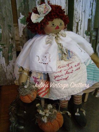 PRIMITIVE RAGGEDY ANNE,  ANTIQUE QUILT.  BIBLE VERSE.  FOLK ART RAGGEDY ANNE DOLL 2