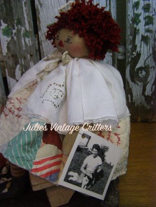 PRIMITIVE RAGGEDY ANNE,  ANTIQUE QUILT.  BIBLE VERSE.  FOLK ART RAGGEDY ANNE DOLL 8