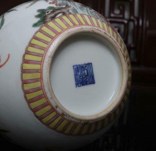 Old Rare Famille Rose Chinese Porcelain Peach Vase Qianlong MK H8.  27” 12