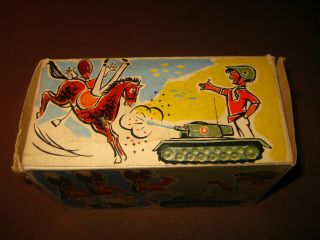 ANTIQUE GERMANY 780 ARNOLD WINDUP LITHO TIN TOY US MILITARY TANK W BOX 1950s 9