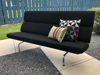 Charles & Ray Eames For Herman Miller Mid Century Modern Compact Sofa