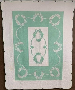 C 1930s Floral Applique Quilt Green Vintage