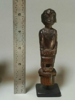 Borneo Dayak shamanic medicine figure stopper,  old and authentic wood carving 10