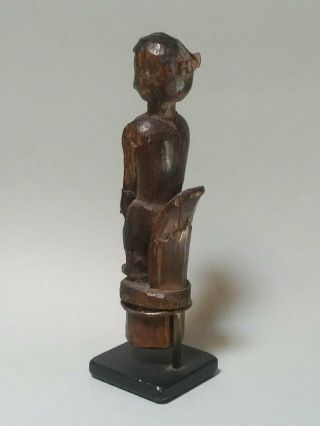 Borneo Dayak shamanic medicine figure stopper,  old and authentic wood carving 4