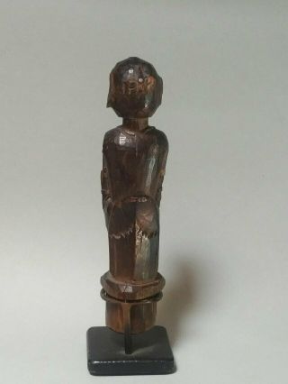 Borneo Dayak shamanic medicine figure stopper,  old and authentic wood carving 5