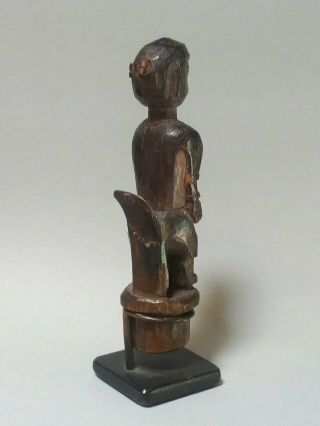 Borneo Dayak shamanic medicine figure stopper,  old and authentic wood carving 6